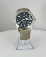 Load and play video in Gallery viewer, SEALANDAIR | Quartz | Outdoor Adventure | 42mm Stainless Steel Case | Khaki Nylon &amp; Leather Strap  | Swiss Made
